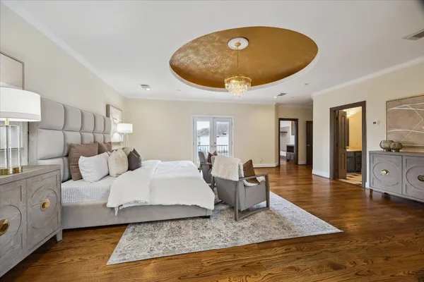 $1,575,000 | 4820 Linden Street, Bellaire, TX 77401