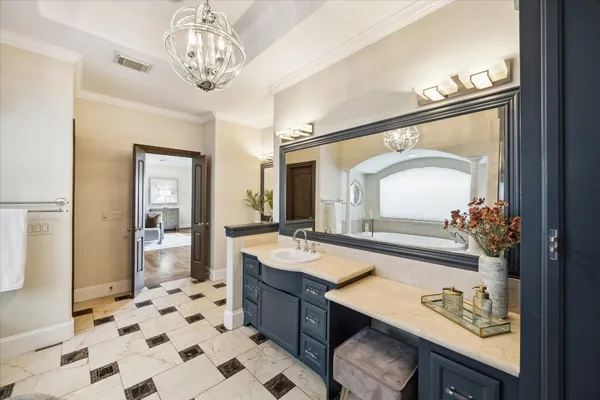 $1,575,000 | 4820 Linden Street, Bellaire, TX 77401