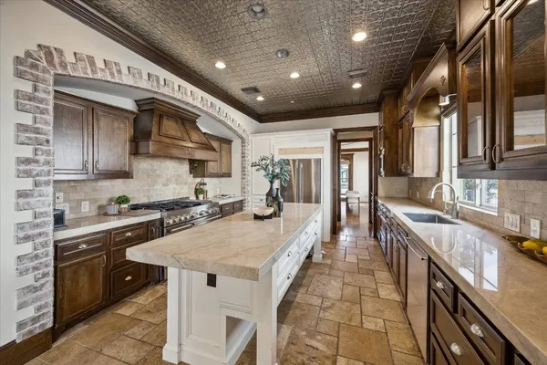 $1,575,000 | 4820 Linden Street, Bellaire, TX 77401