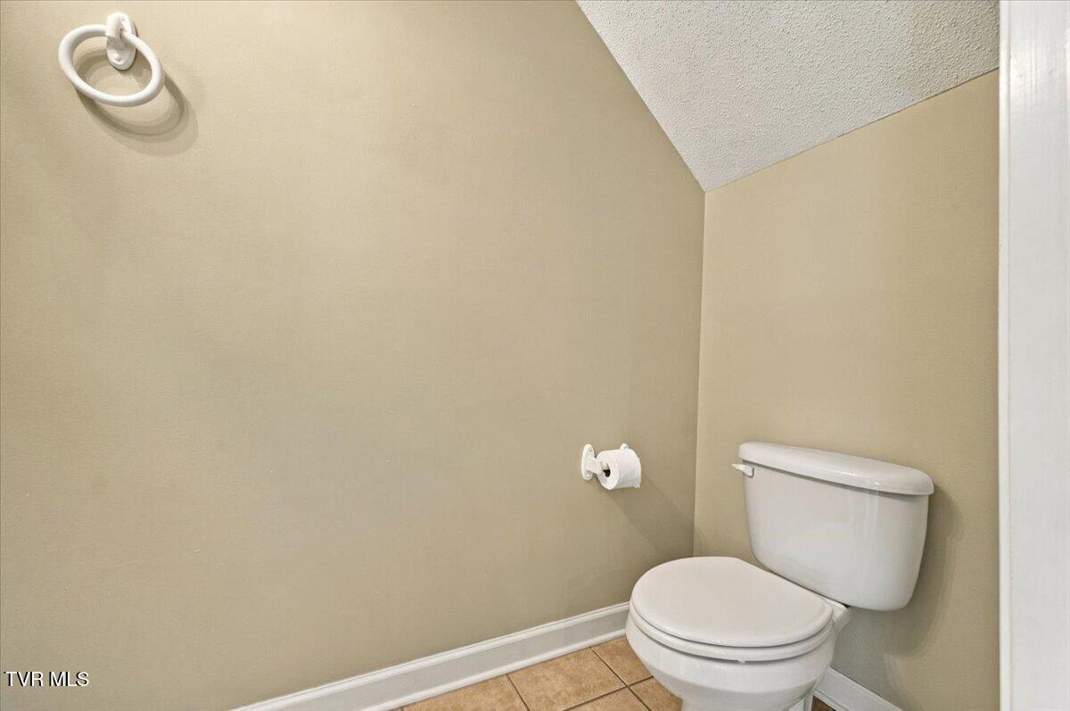 563 Boring Chapel Road, Unit 12 Johnson City, TN 37615 - Photo 15 of 31 14-128A3753