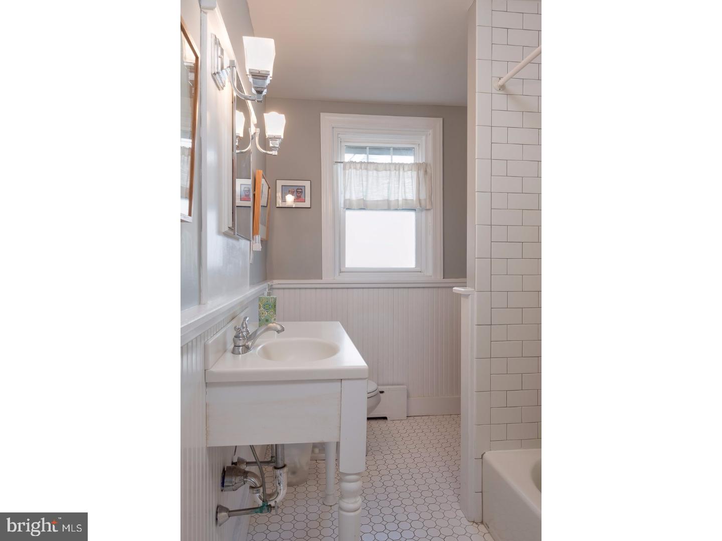 548 Hansell Road Wynnewood, PA 19096 - Photo 18 of 25 Bathroom