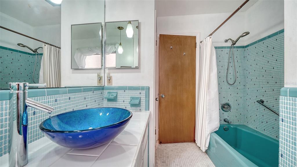 621 Alhambra Road Venice, FL 34285 - Photo 27 of 53