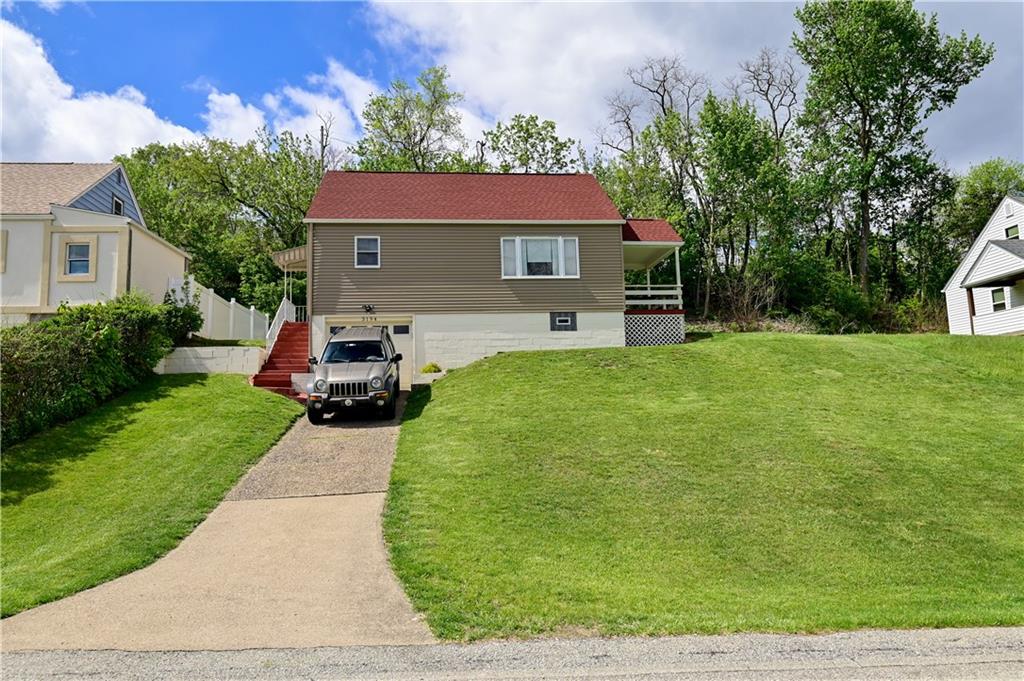 3194 Ridgeway Drive South Park, PA 15129 - Photo 2 of 50