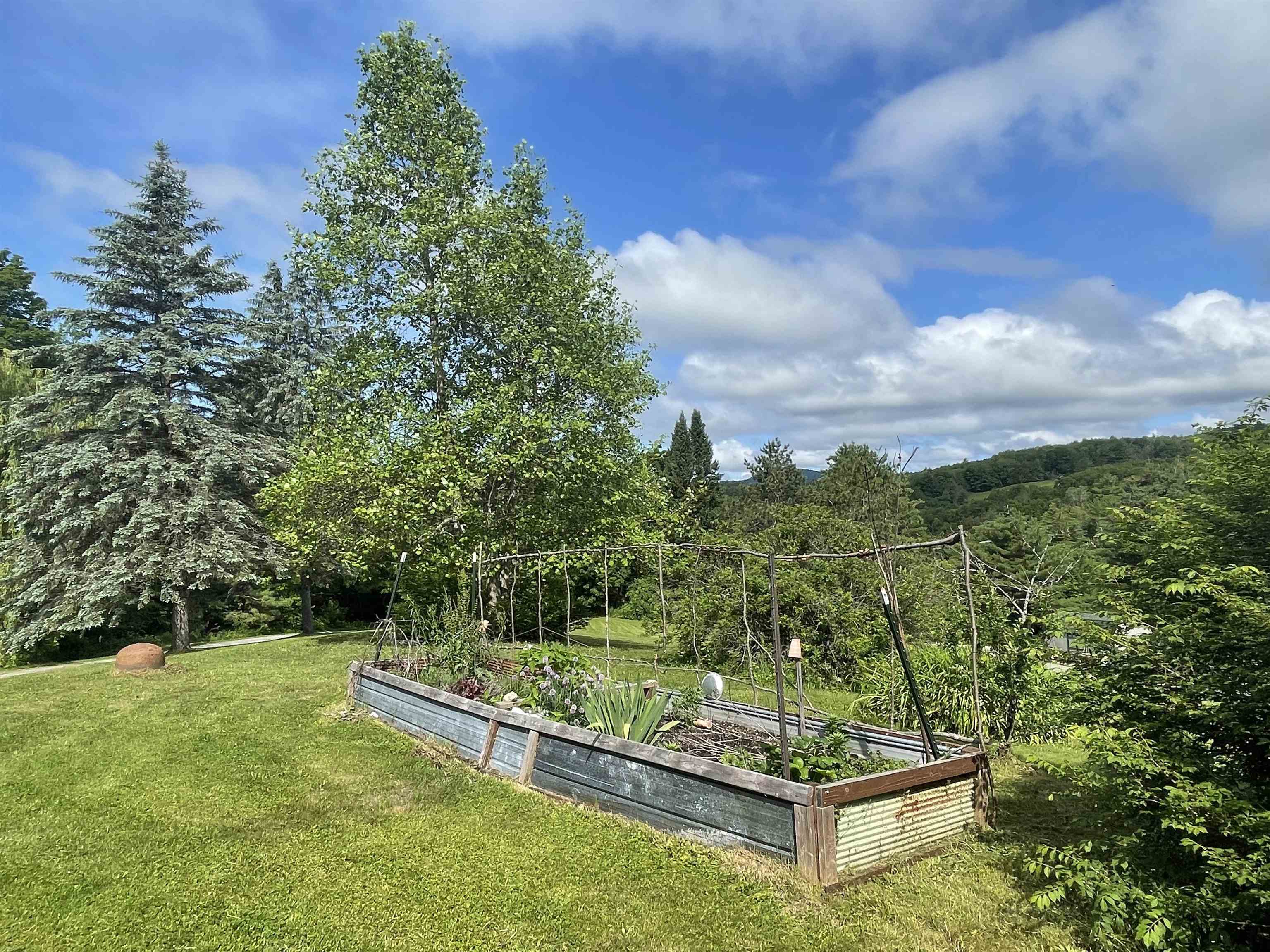 205 Bouchard's Way Johnson, VT 05656 - Photo 26 of 31 Gallery Image 26