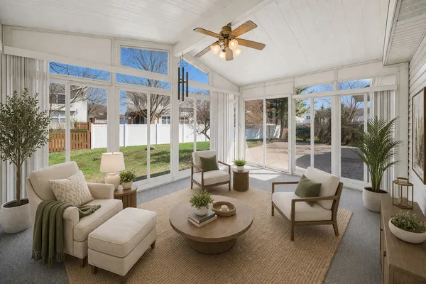 $415,000 | 233 Spring Court, North Aurora, IL 60542