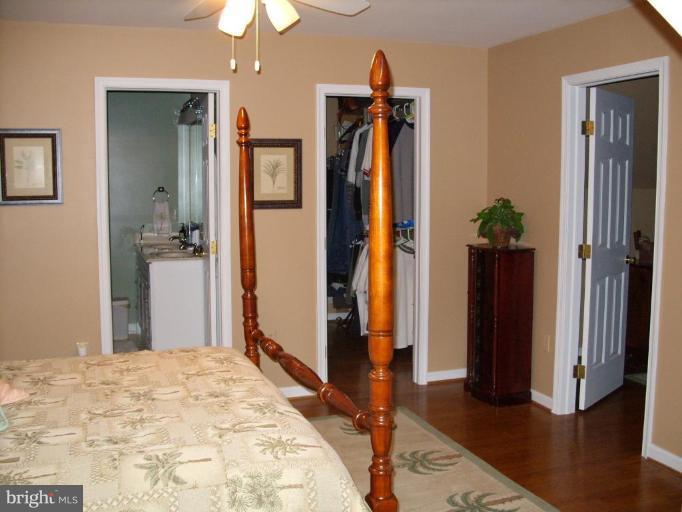 3216 Sigler Road Jefferson, MD 21755 - Photo 11 of 23 Master Bath