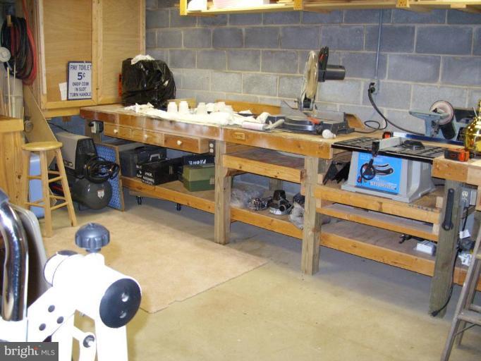 3216 Sigler Road Jefferson, MD 21755 - Photo 14 of 23 Workshop