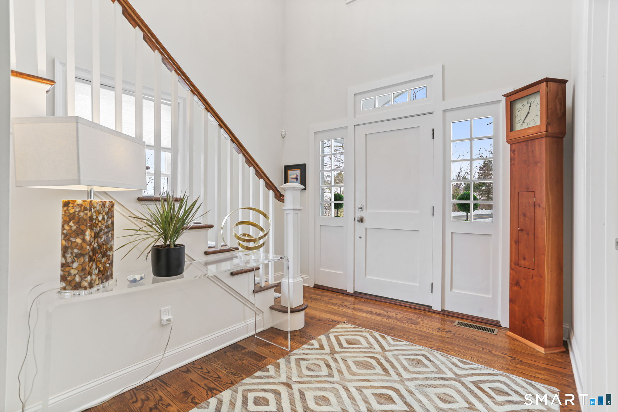 127 Spruce Street, Unit 127 Fairfield, CT 06890 - Photo 3 of 36