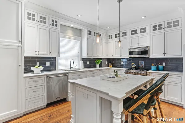 $1,799,000 | 127 Spruce Street, Unit 127, Fairfield, CT 06890