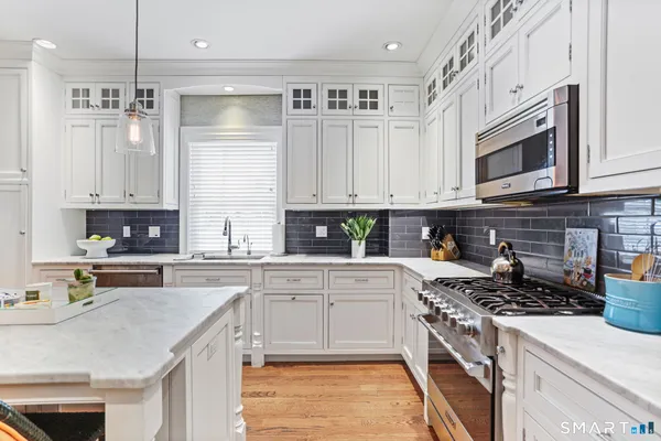 $1,799,000 | 127 Spruce Street, Unit 127, Fairfield, CT 06890