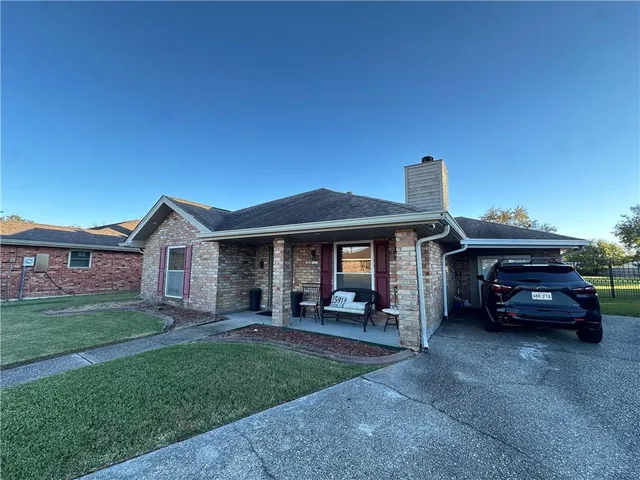$2,300 | 2591 Schwegmann Drive, Marrero, LA 70072