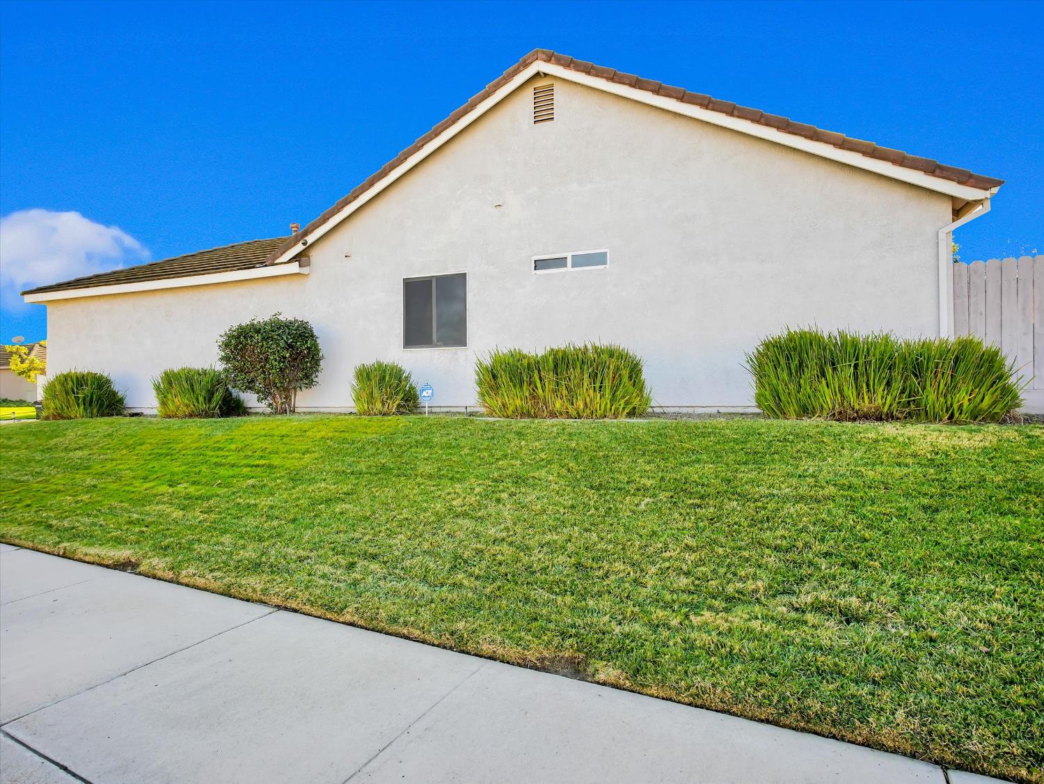 5101 Vigna Way Salida, CA 95368 - Photo 3 of 25