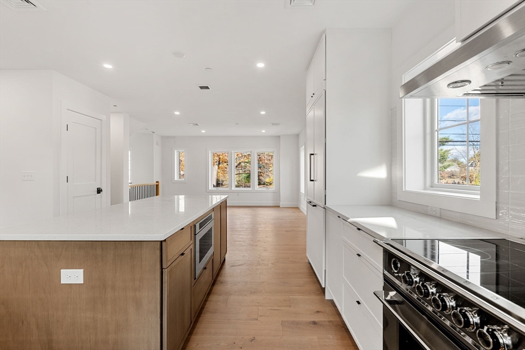 4 Elm Street, Unit 4 Newton, MA 02465 - Photo 7 of 31
