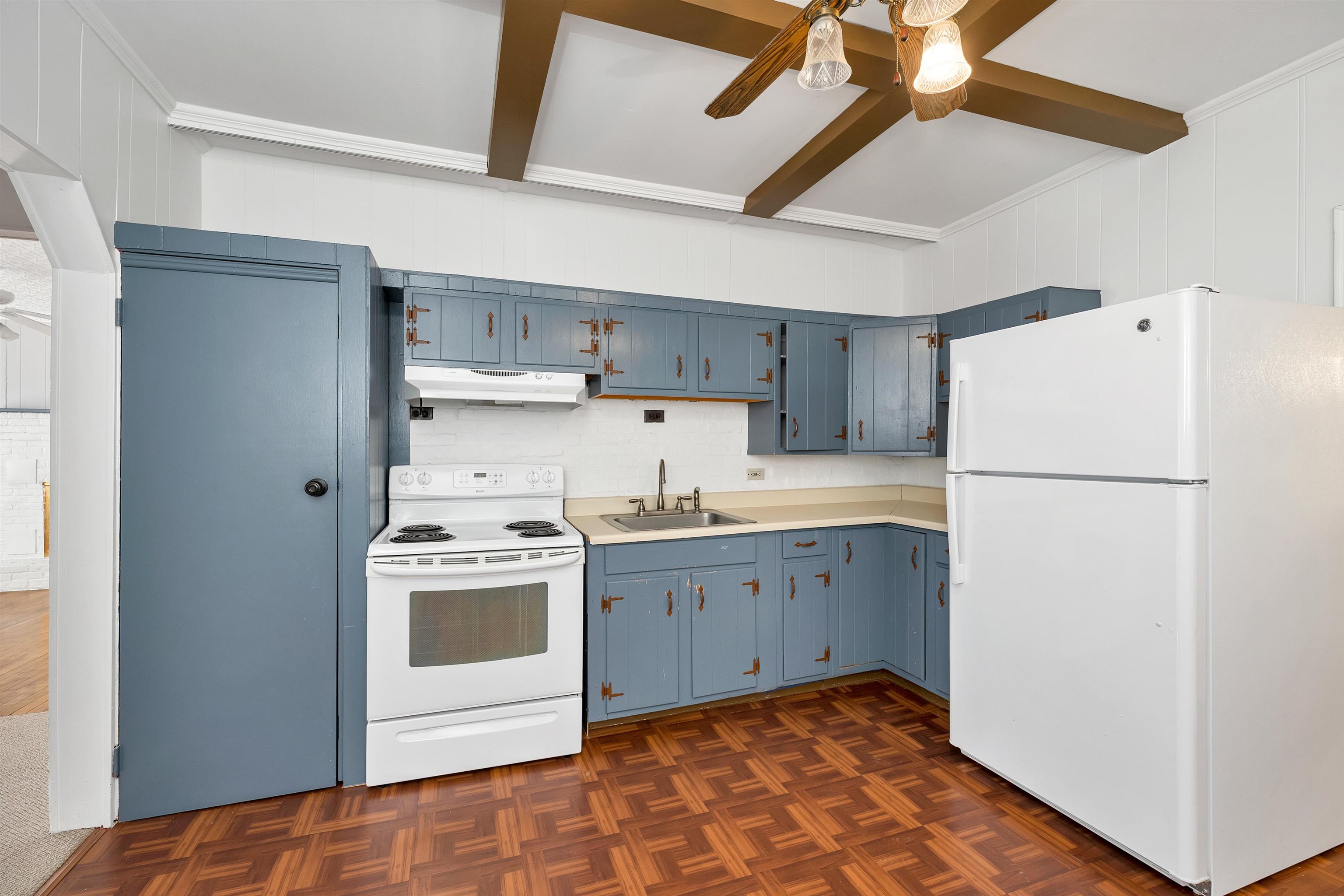 636 Summer Street Manchester, NH 03103 - Photo 14 of 54