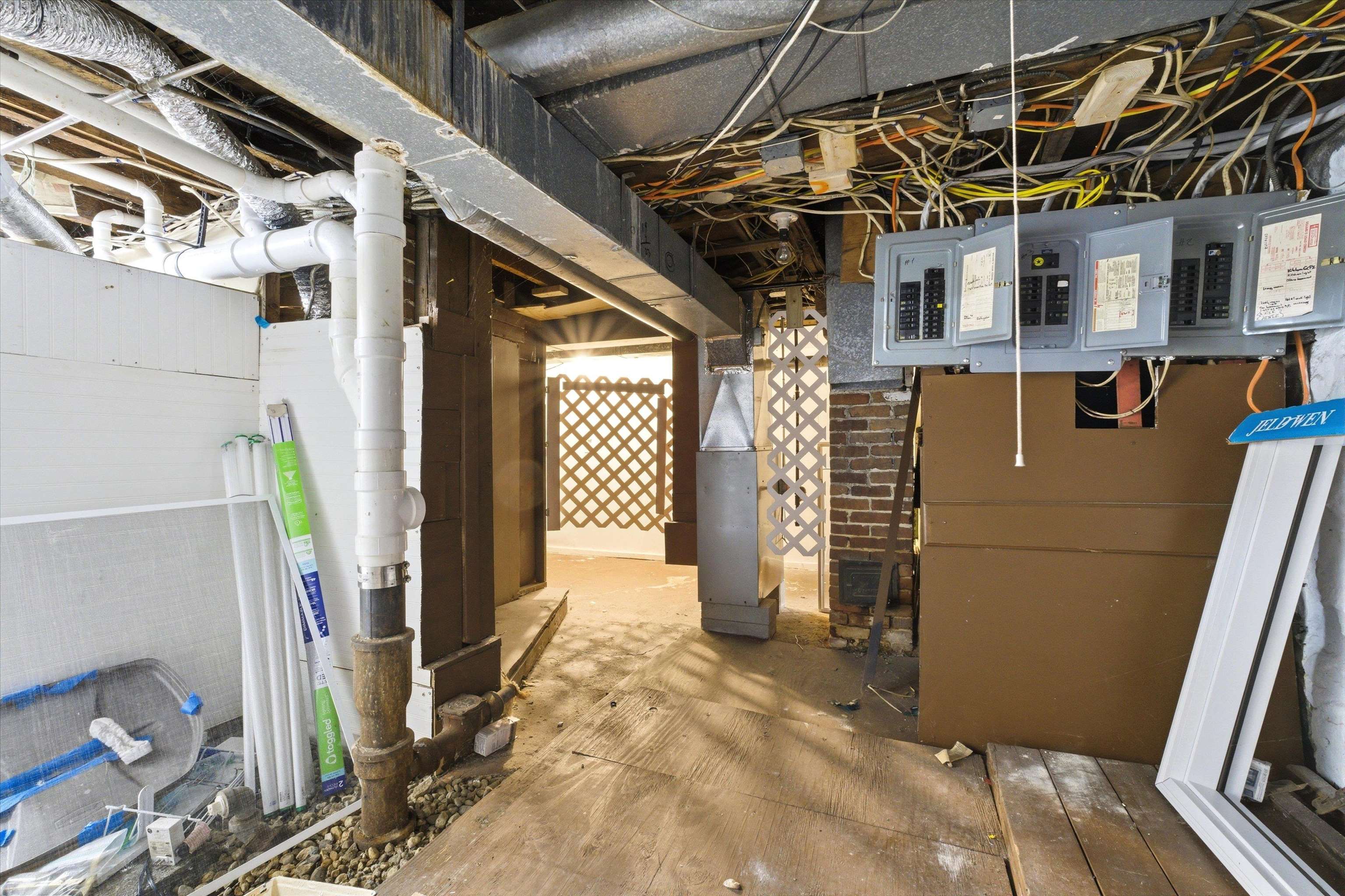 636 Summer Street Manchester, NH 03103 - Photo 44 of 54