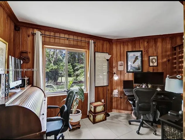a view of outdoor sitting area with seating area