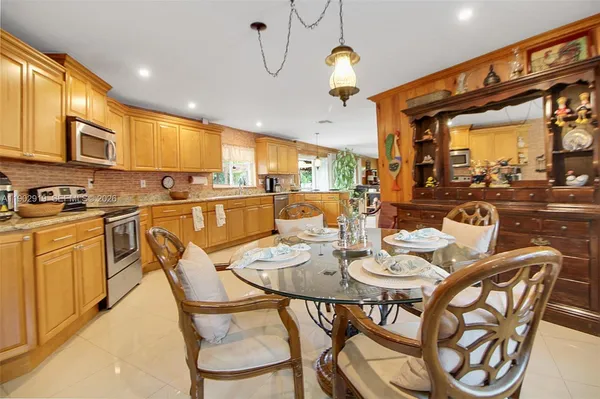 $9,900 | 37225 Southwest 214th Avenue, Homestead, FL 33034