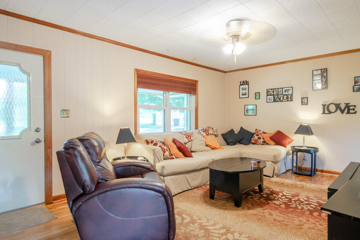 9093 Newport Road Catawba, VA 24070 - Photo 11 of 42 9093 Newport Rd-46