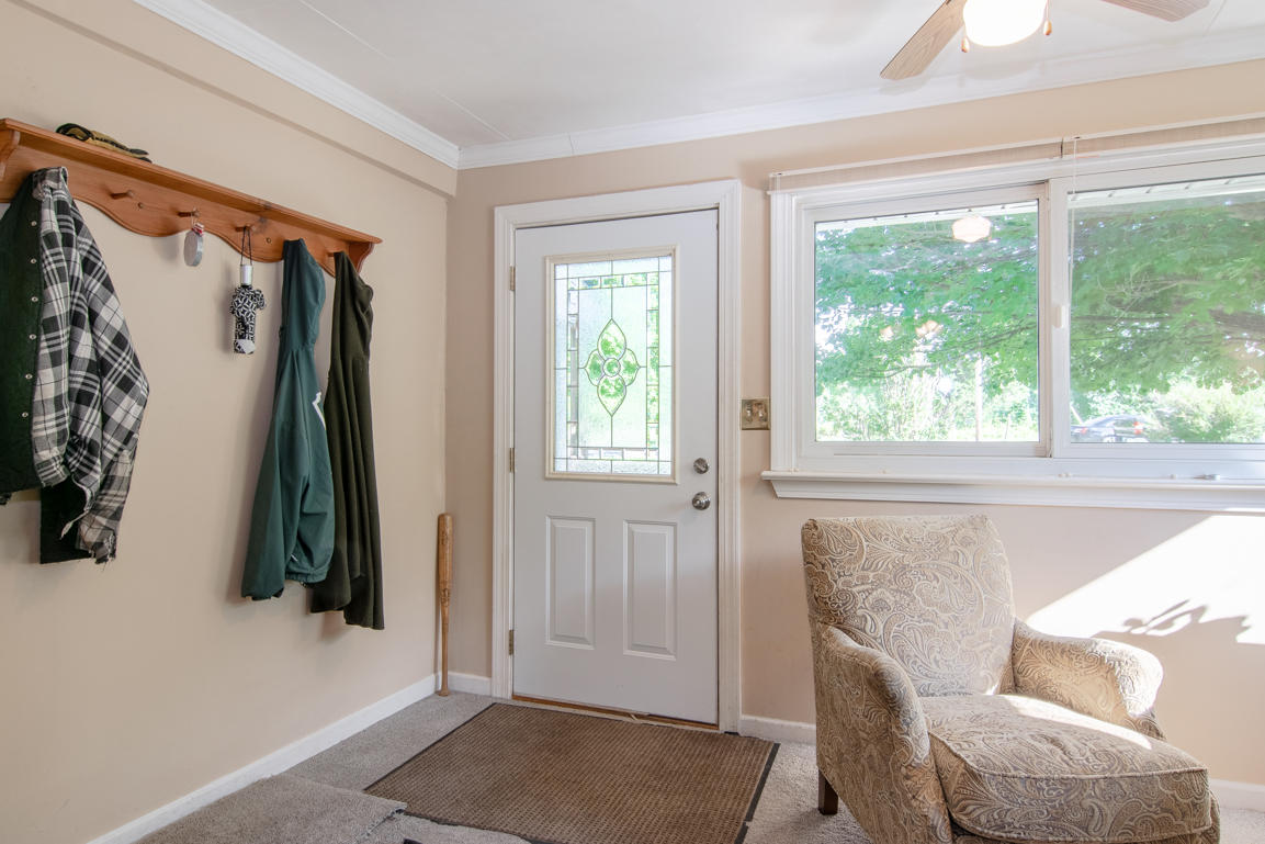 9093 Newport Road Catawba, VA 24070 - Photo 3 of 42 9093 Newport Rd-37