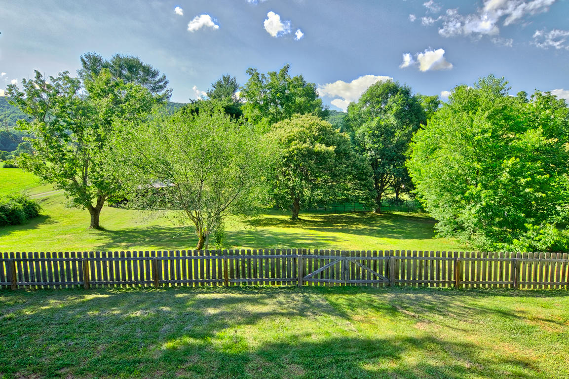 9093 Newport Road Catawba, VA 24070 - Photo 38 of 42 9093 Newport Rd-31