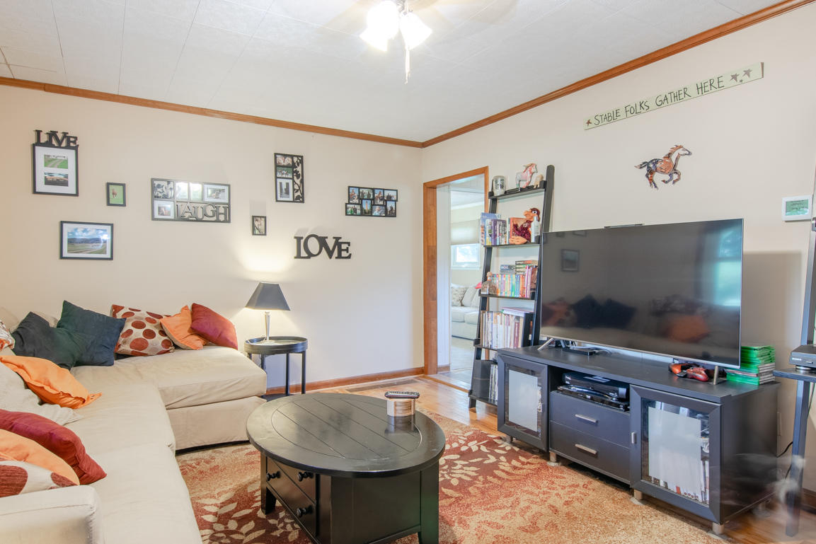 9093 Newport Road Catawba, VA 24070 - Photo 10 of 42 9093 Newport Rd-45