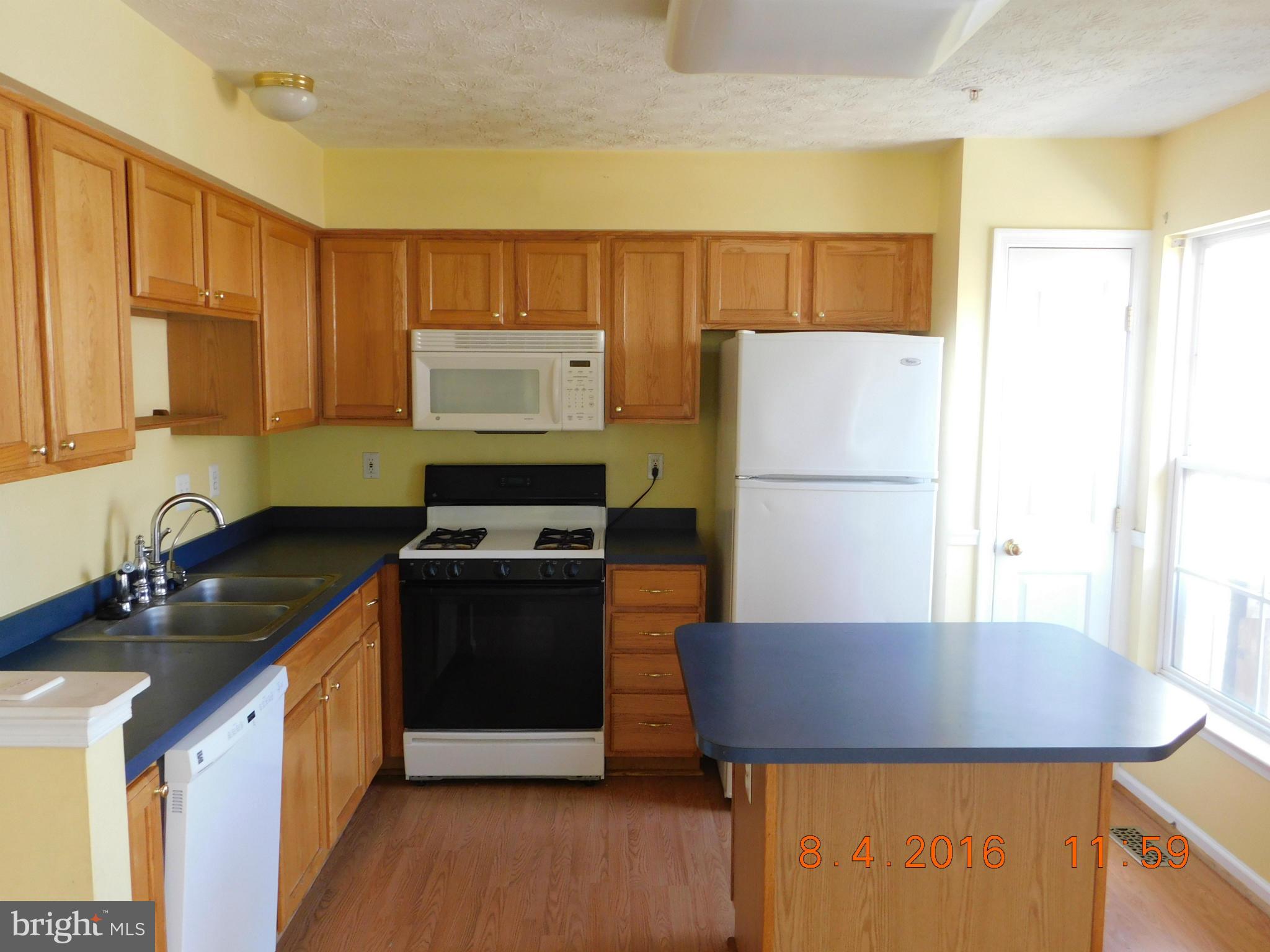 5044 Finsbury Road Baltimore, MD 21237 - Photo 7 of 14 Kitchen
