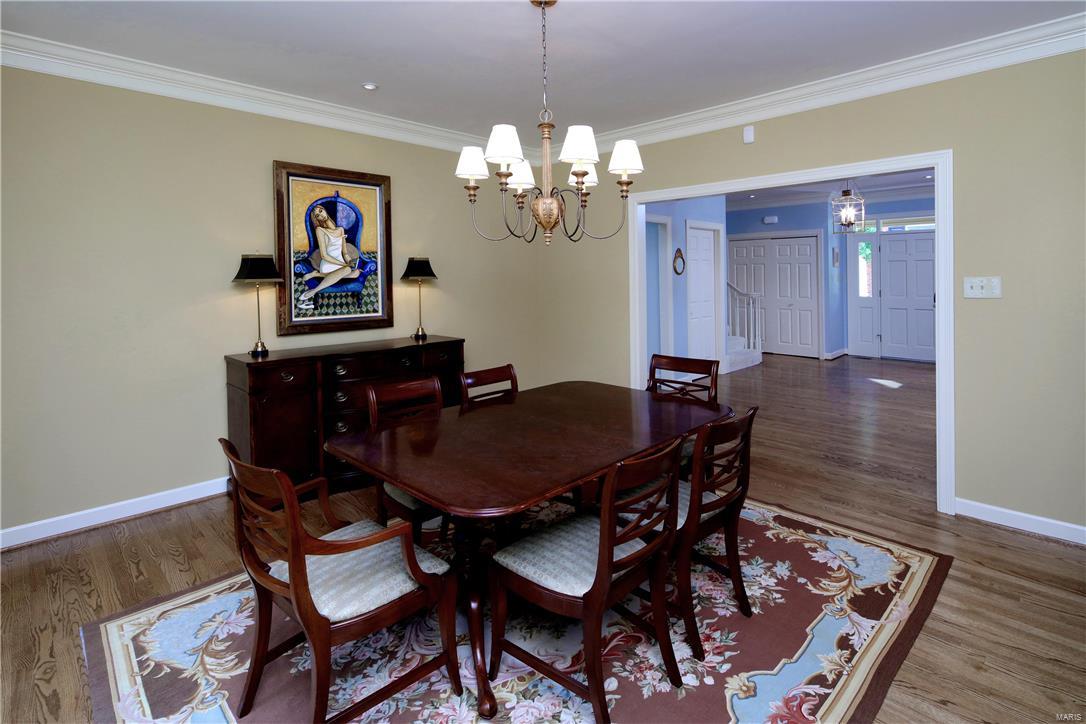 43 Conway Close Road Ladue, MO 63124 - Photo 5 of 23 Gallery Image 5