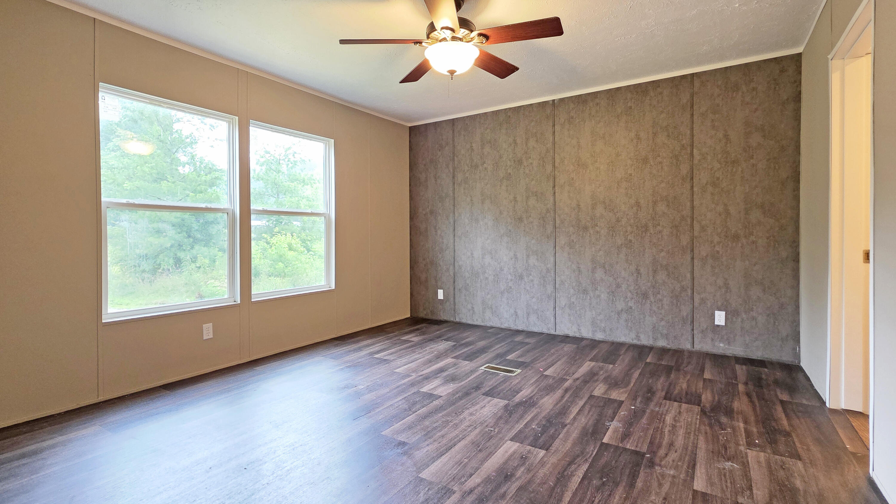 89 Tower Road Corbin, KY 40701 - Photo 21 of 32 39