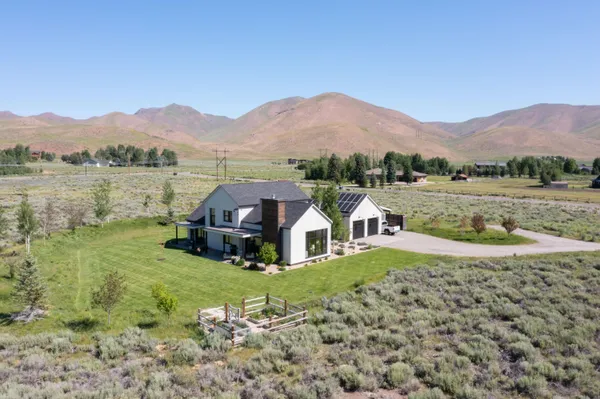 $2,799,000 | 10 Golden Currant Drive, Hailey, ID 83333