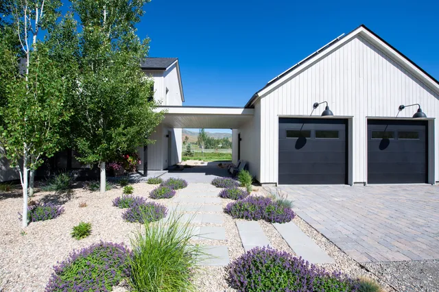 $2,899,000 | 10 Golden Currant Drive, Hailey, ID 83333