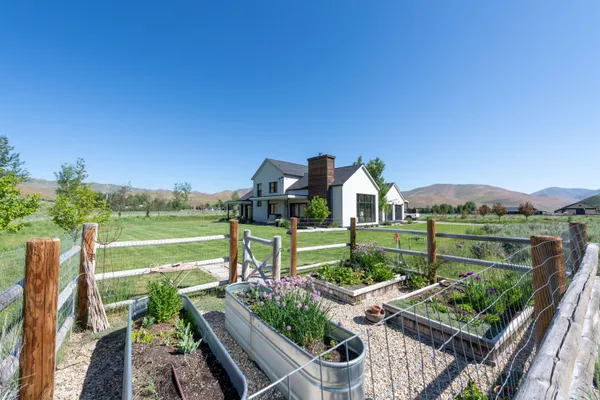 $2,799,000 | 10 Golden Currant Drive, Hailey, ID 83333