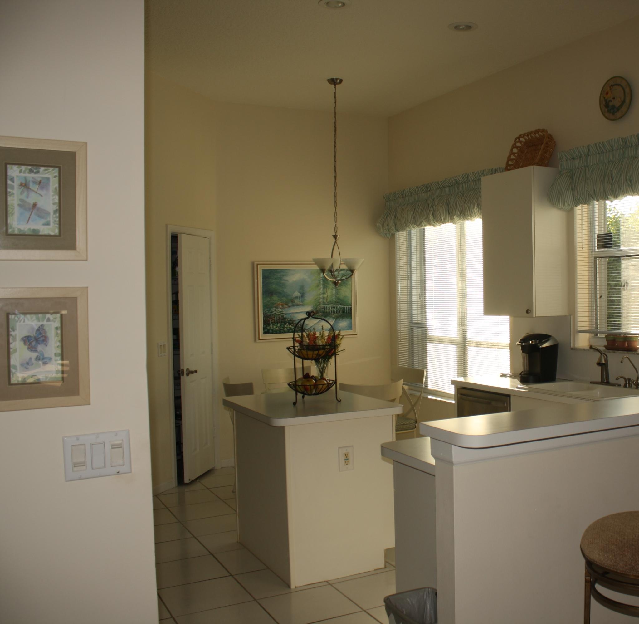 21791 Sugarberry Circle Boca Raton, FL 33428 - Photo 3 of 34 nov5bwkitchen5