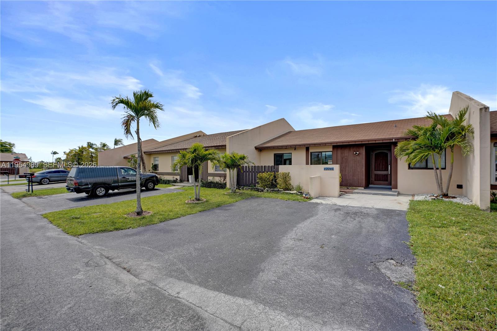 12216 Southwest 110th Lane Miami, FL 33186 - Photo 5 of 40