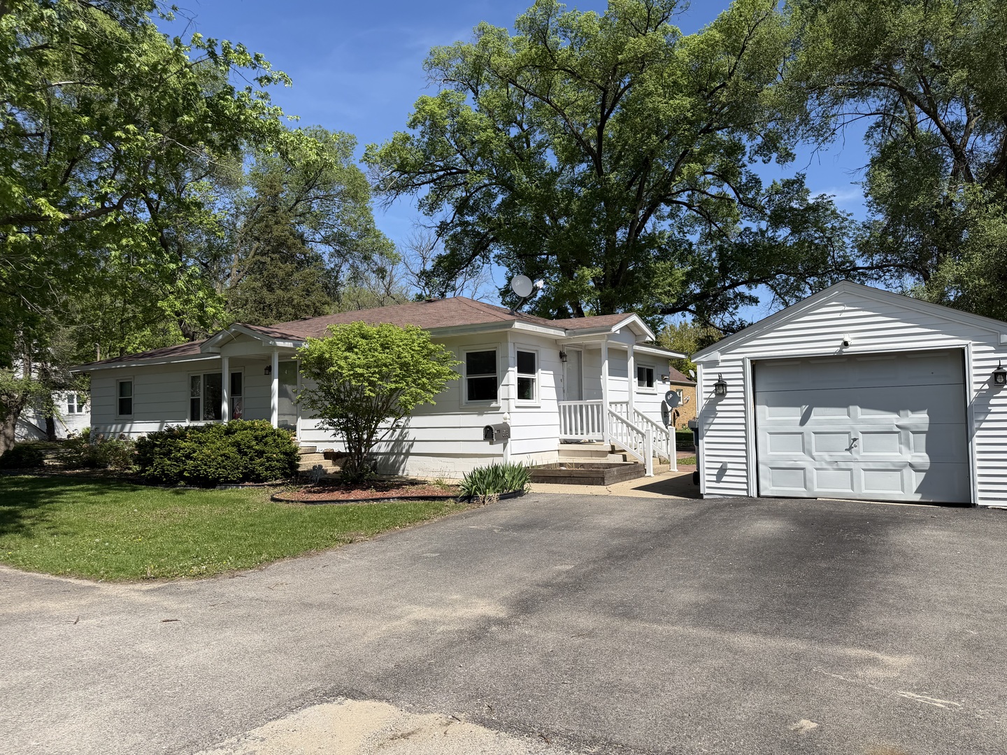 505 Day Street Marseilles, IL 61341 - Photo 1 of 23