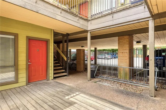 $1,450 | 908 Poplar Street, Unit 105, Austin, TX 78705