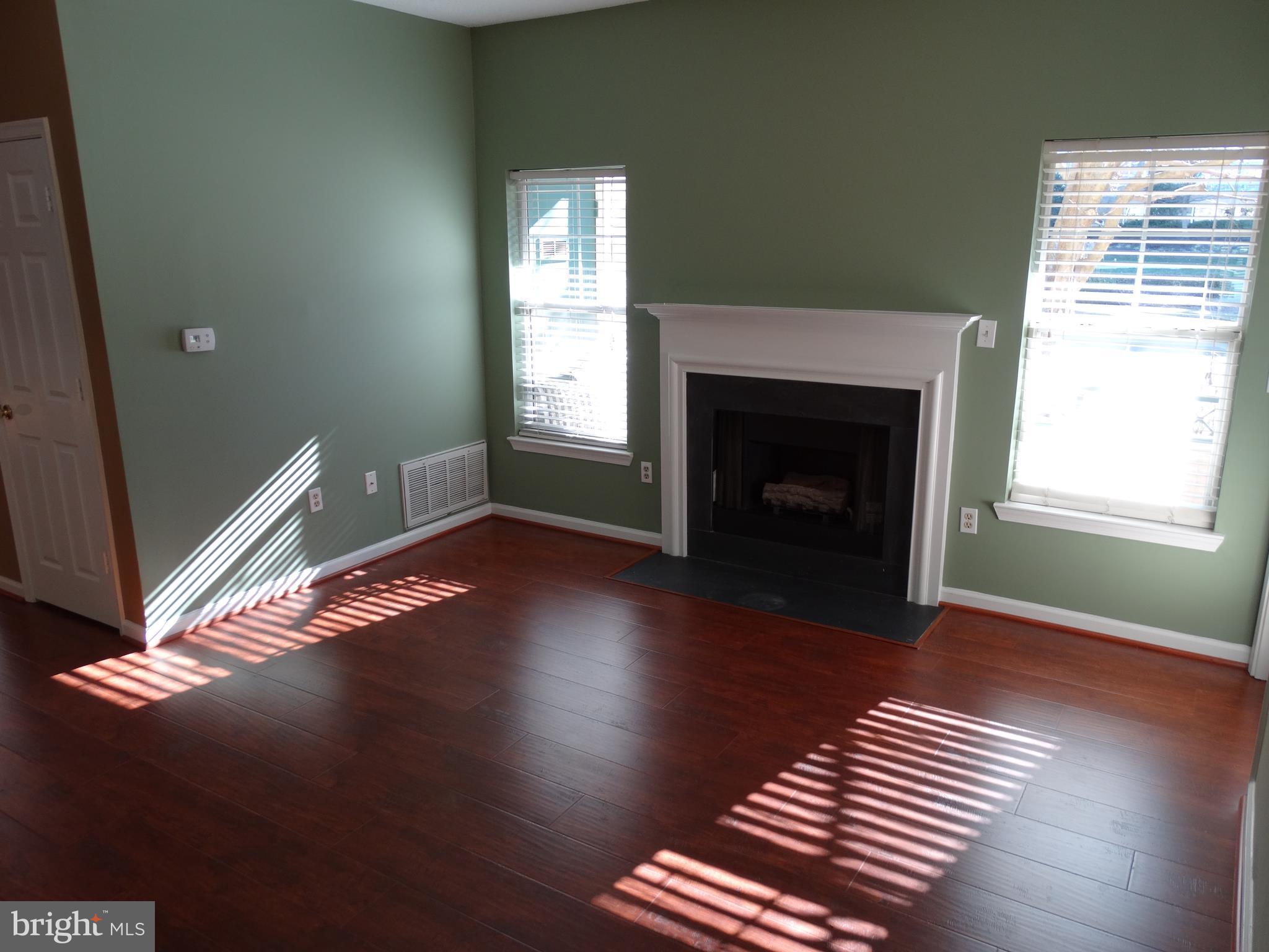 12009 Taliesin Place, Unit 13 Reston, VA 20190 - Photo 2 of 24 Living Room