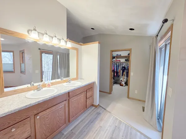 $659,900 | 4230 North Juniper Drive, Janesville, WI 53545
