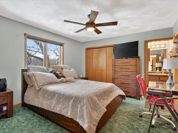 $659,900 | 4230 North Juniper Drive, Janesville, WI 53545