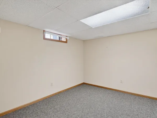 $659,900 | 4230 North Juniper Drive, Janesville, WI 53545
