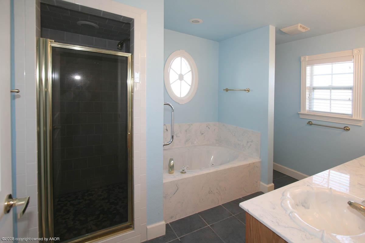 16321 Lake Ridge Drive Canyon, TX 79015 - Photo 6 of 16 master bath