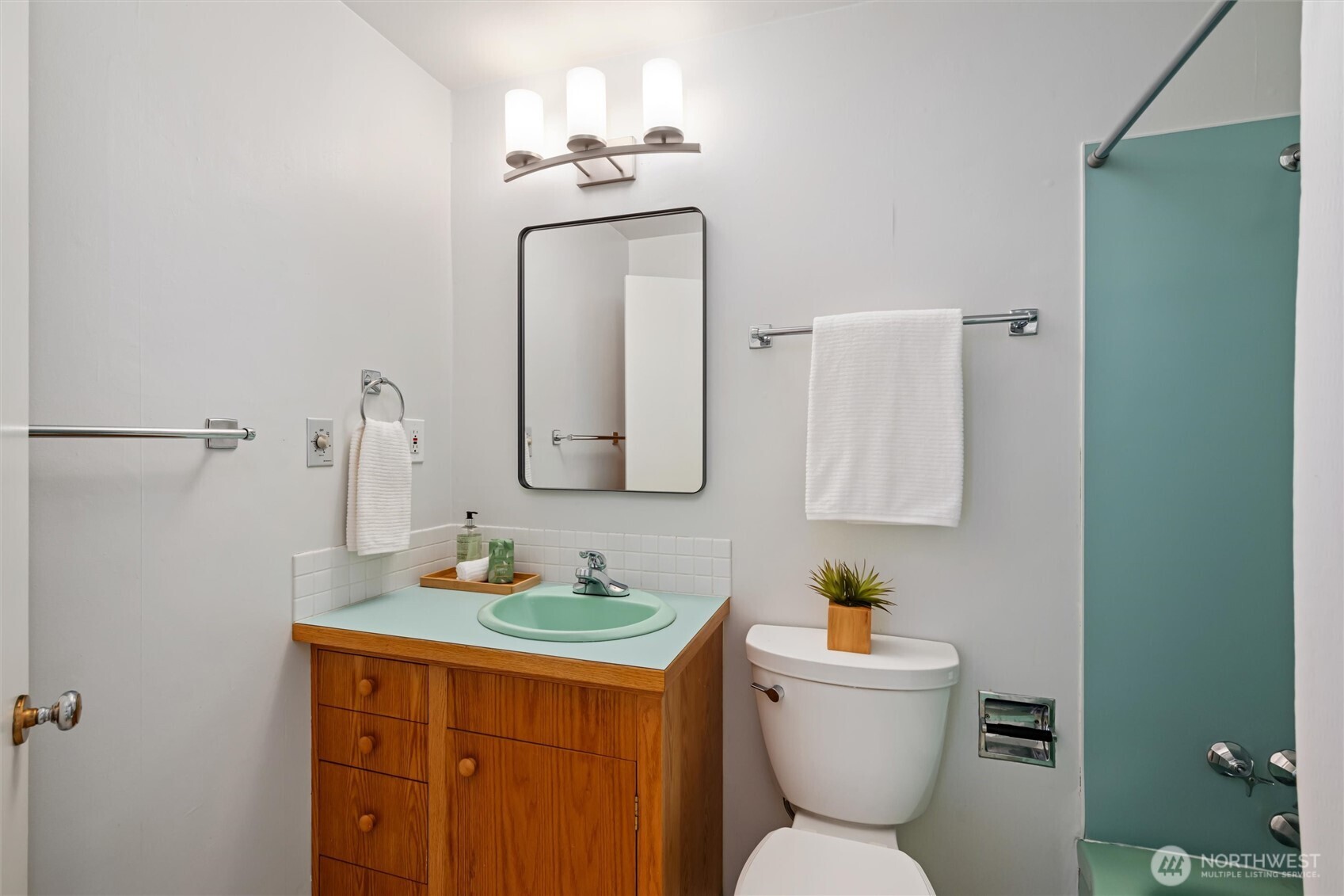 519 Clark Road Bellingham, WA 98225 - Photo 19 of 40 Gallery Image 19