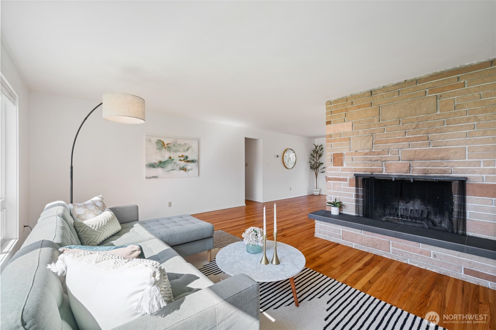 519 Clark Road Bellingham, WA 98225 - Photo 6 of 40 Gallery Image 6