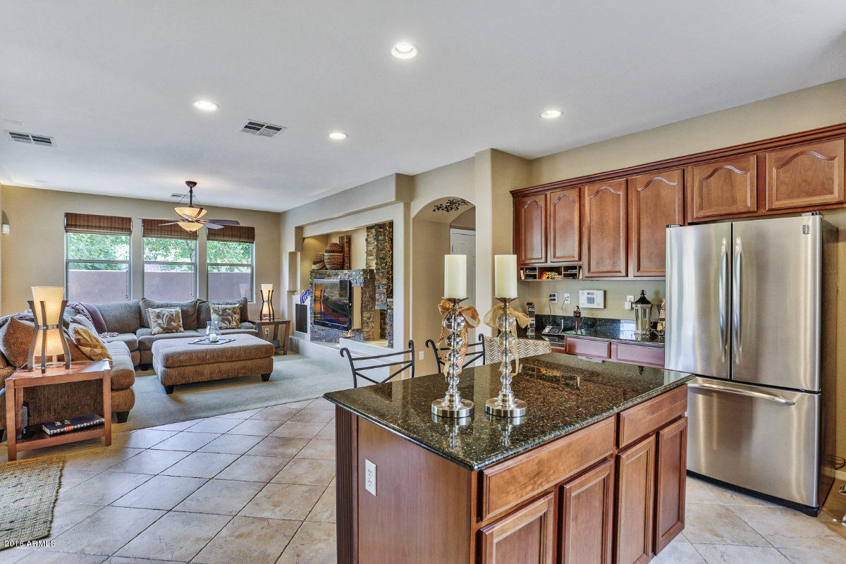 4600 North Point Ridge Road Buckeye, AZ 85396 - Photo 25 of 65 Kitchen_3