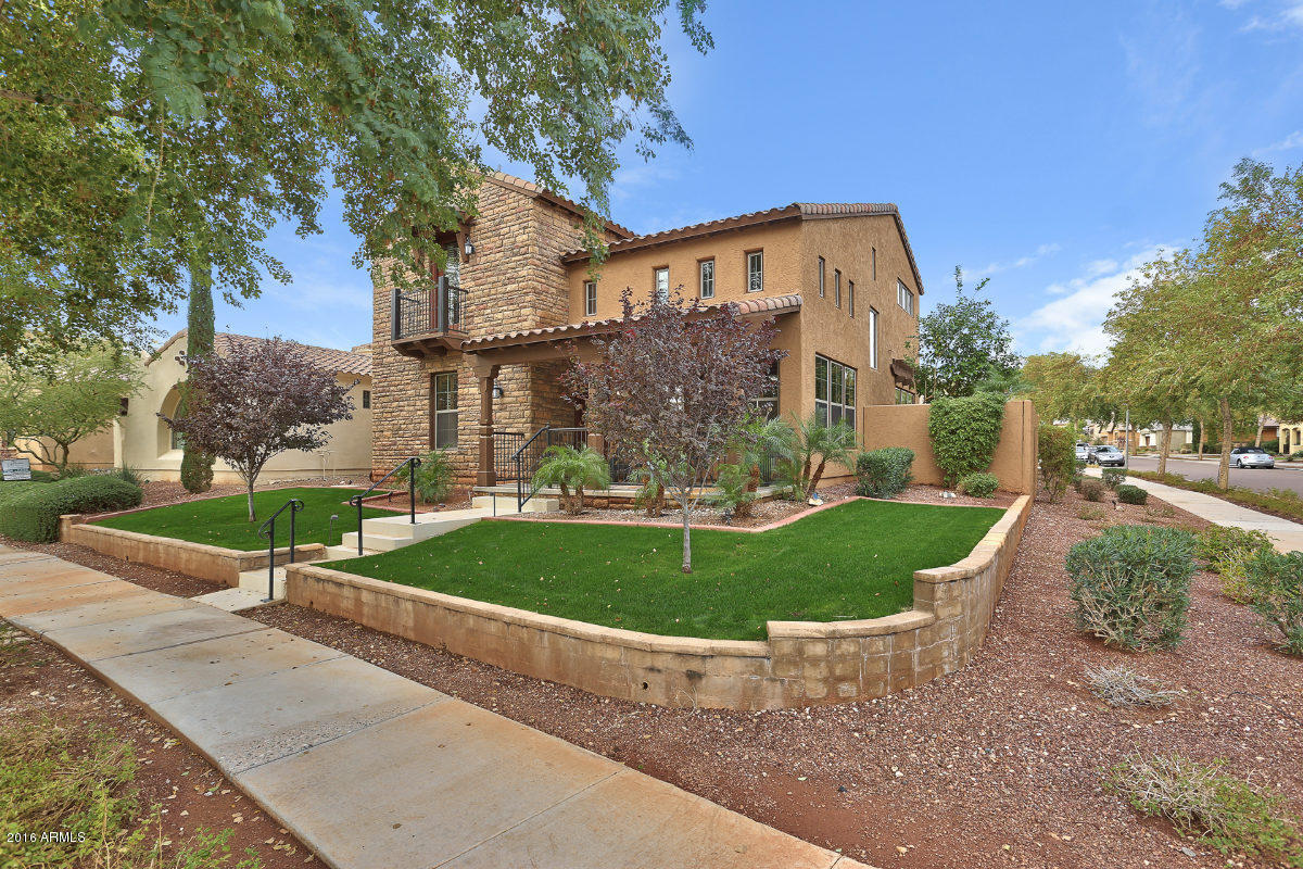 4600 North Point Ridge Road Buckeye, AZ 85396 - Photo 10 of 65 Front_of_Home_2