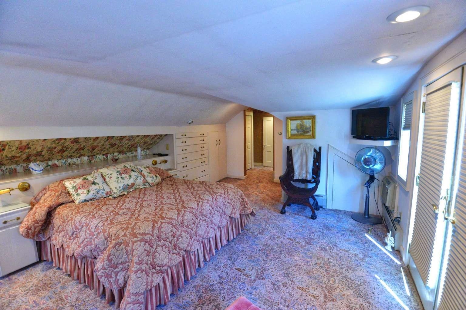 679 Rupert Hill Road Pawlet, VT 05761 - Photo 5 of 20