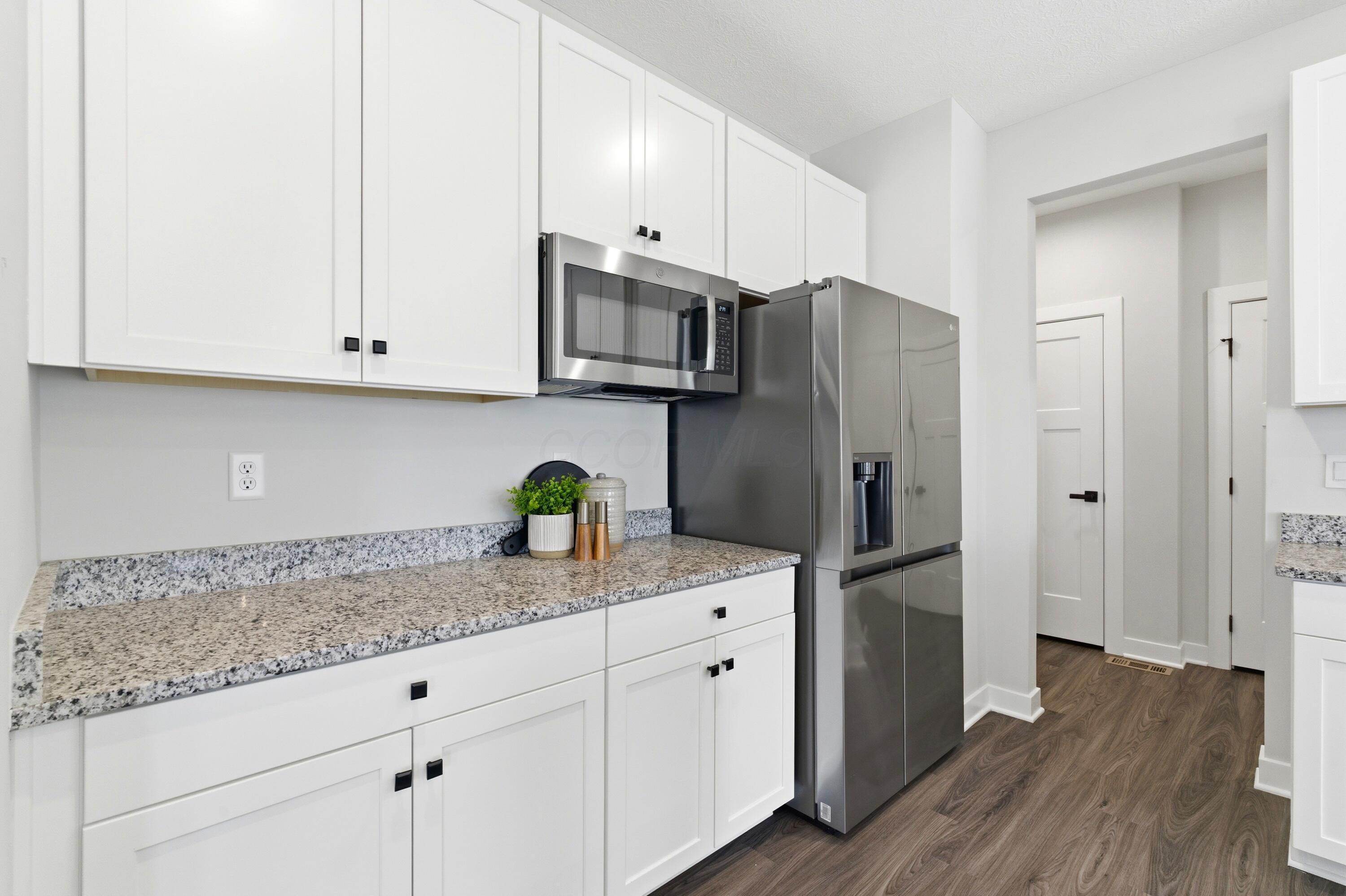124 Steeplechase Street Delaware, OH 43015 - Photo 25 of 64 Kitchen