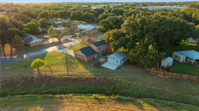 $245,500 | 1501 Hackberry Street, Hearne, TX 77859