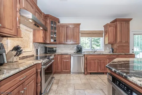 $895,000 | 89 Clinton Avenue, Budd Lake, NJ 07828