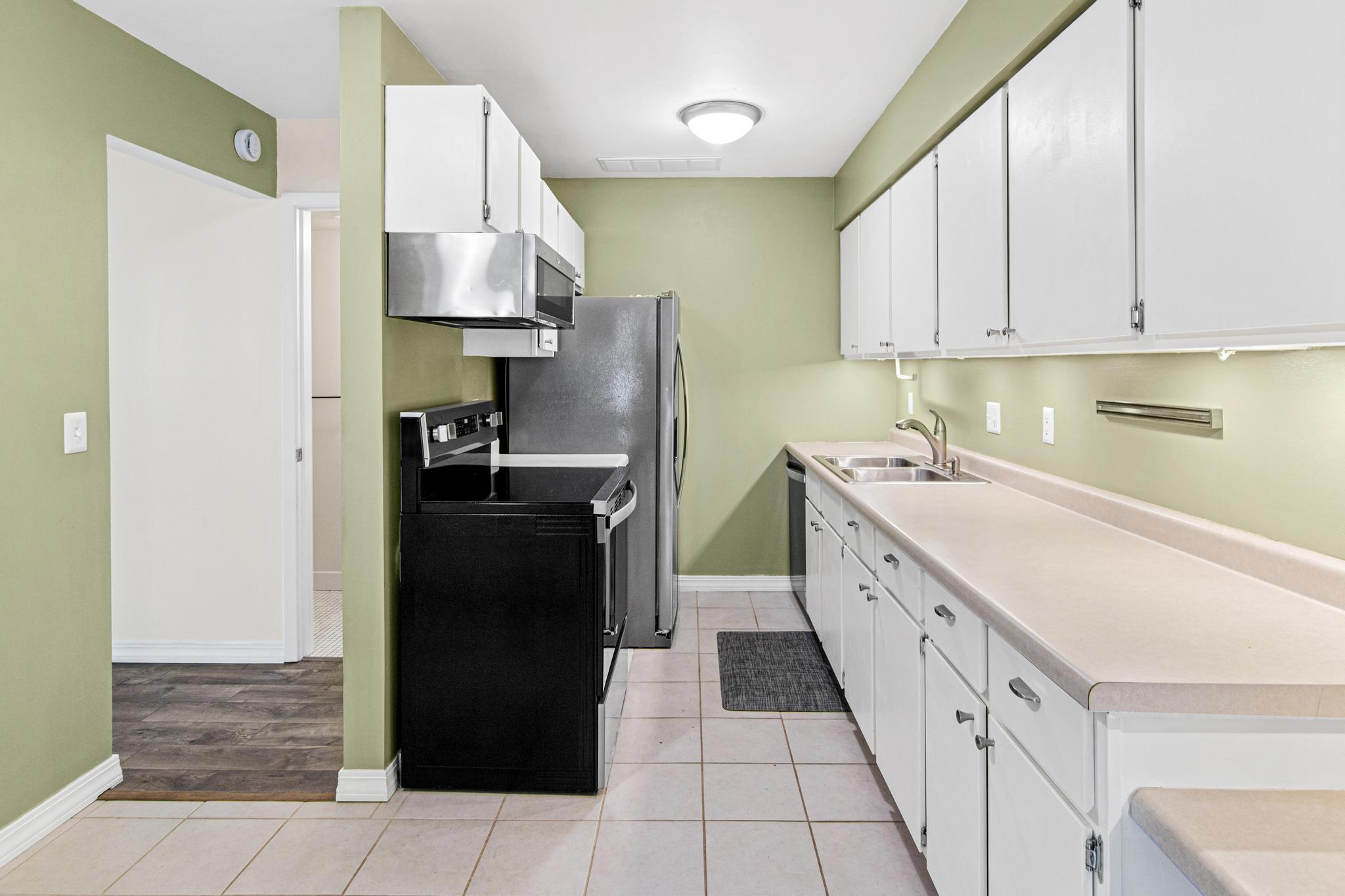 4645 Cedar Lake Road Minneapolis, MN 55416 - Photo 20 of 40 Gallery Image 20