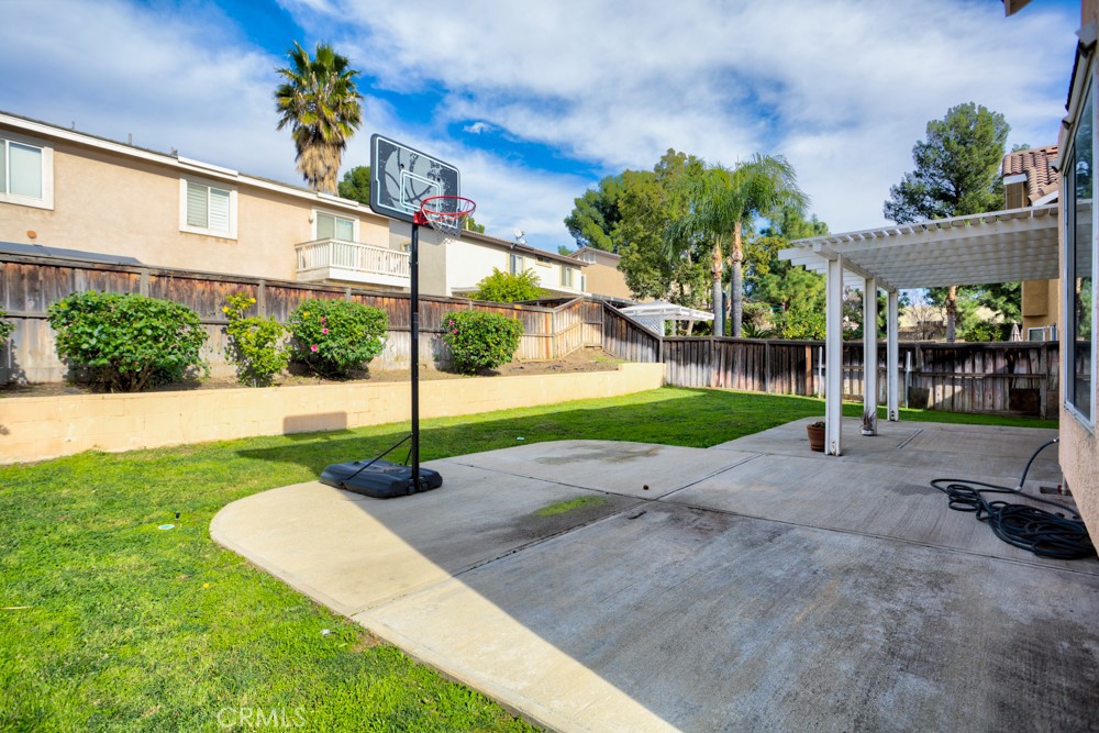 14276 Madera Court Fontana, CA 92336 - Photo 38 of 40